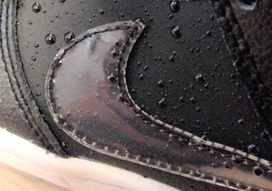 Nike SB Dunk Low “Simulated Wetness” – Preview