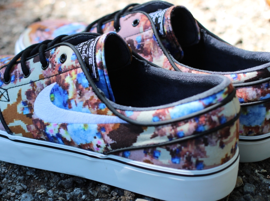 Nike Stefan Janoski "Blue Floral" - Release Date