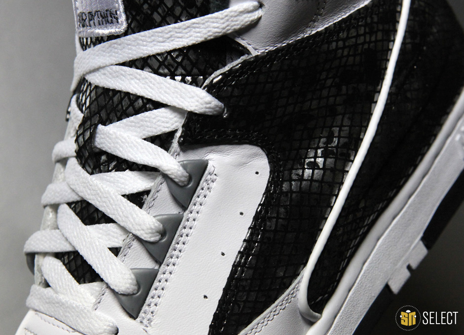 Sn Select Nike Air Python 15