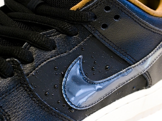 "Black Rain" Nike SB Dunk Low