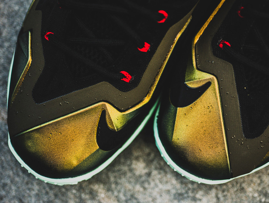 Nike LeBron 11 "King's Pride" - Arriving at Retailers