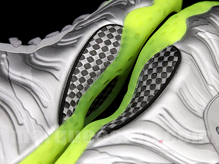 Nike Air Foamposite One Silver Lime 03