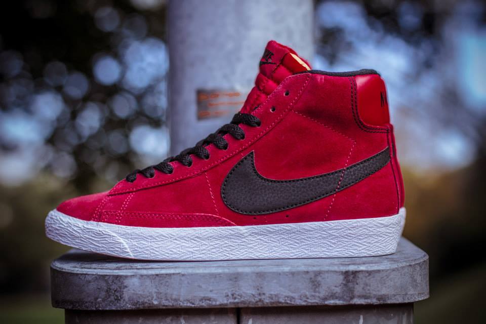 Nike Blazer Mid Vntg Gs Red Black 1