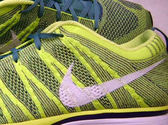 Nike Flyknit Trainer - Volt - White - Court Purple | Sample on eBay