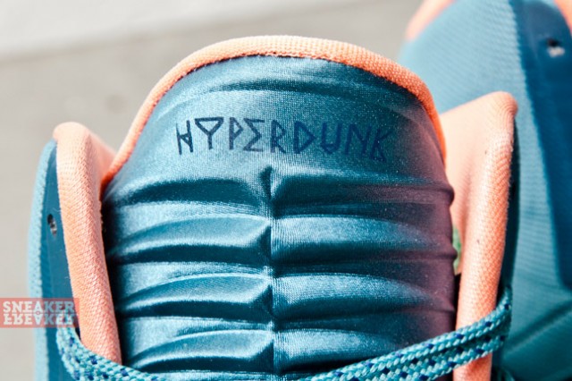 Nike Hyperdunk 2013 Mineral Teal Atomic Pink 05