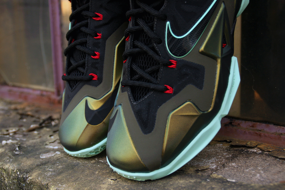 Nike Lebron 11 Kings Pride Release Reminder 05
