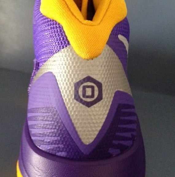 Nike Zoom I Get Buckets 3