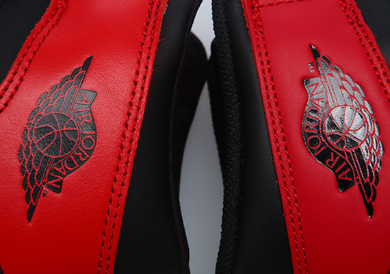 Air Jordan 1 Retro “Bred” – 2001 vs. 2013 Comparison