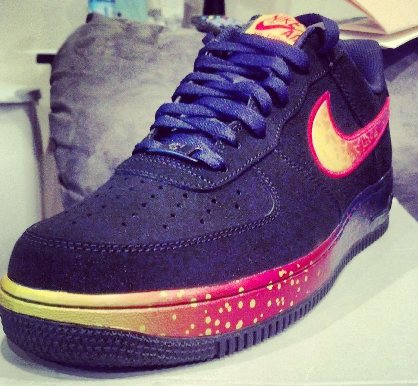 Asteroid Nike Air Force 1 Low