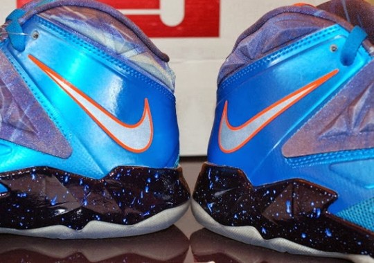 “Galaxy” Nike Zoom Soldier VII