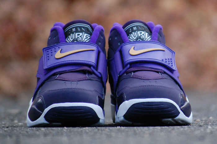 Nike Air Diamond Turf Black Friday Weekend Releases 02