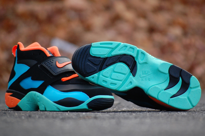 Nike Air Diamond Turf Black Friday Weekend Releases 06