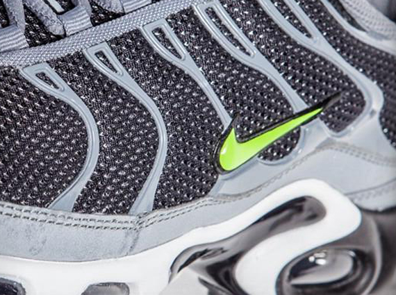 Nike Air Max Plus TN – Champs Exclusive