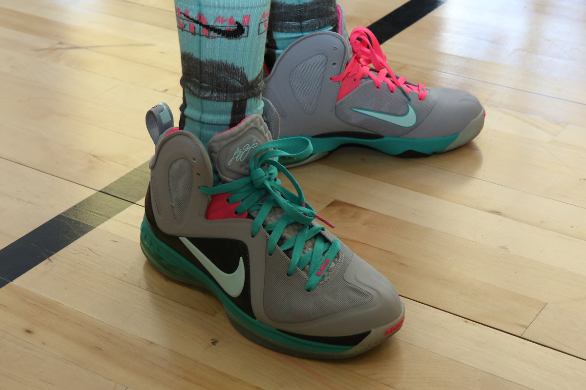 Sneaker Con Nyc November 2013 On Feet 33
