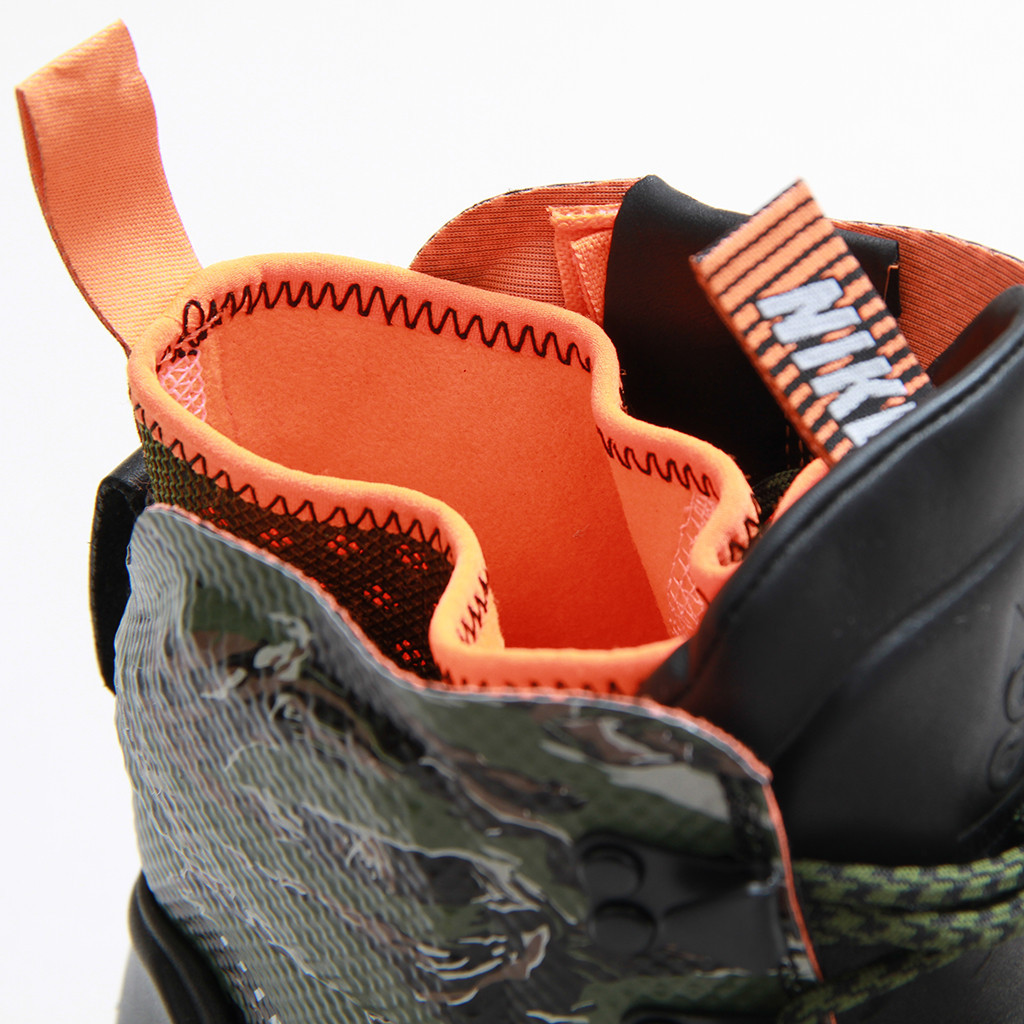 Tiger Camo Nike Lunarterra Arktos 07