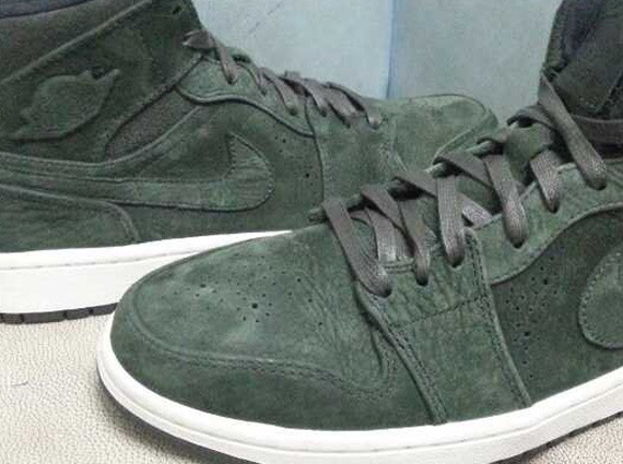 Air Jordan 1 Mid "City Trek"