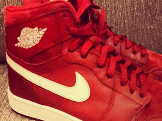 Air Jordan 1 Retro High OG - Red - White