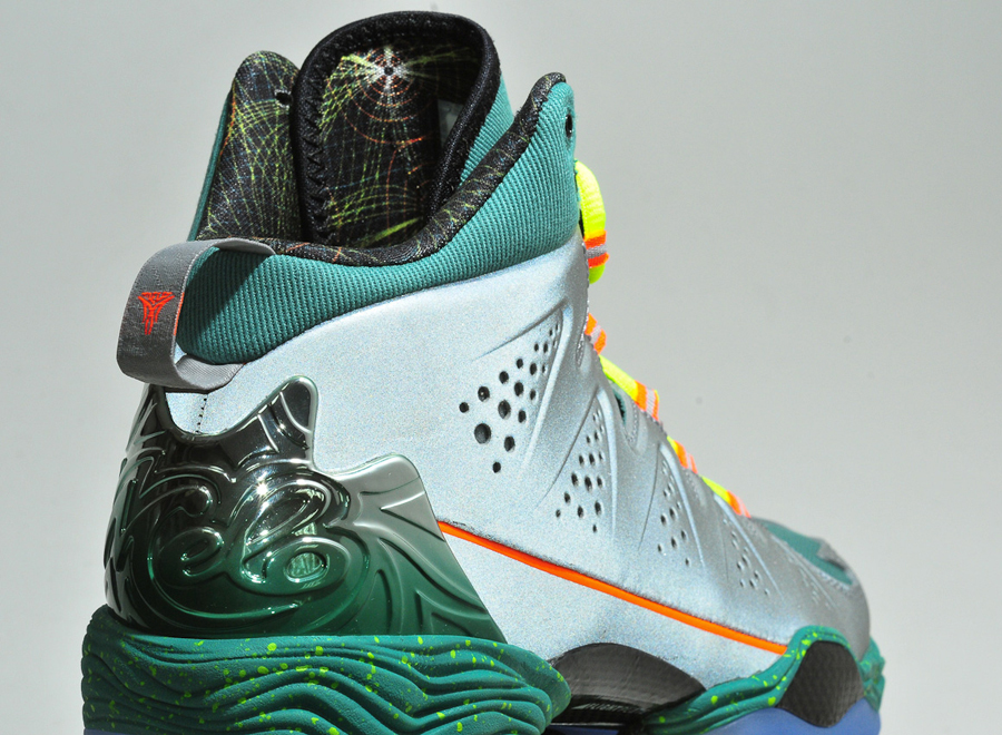 Christmas Jordan Melo M10 12