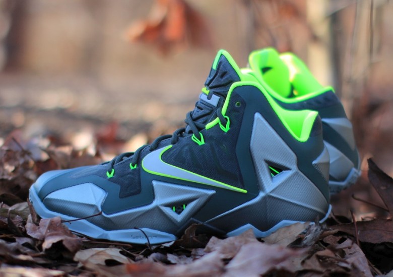 Nike LeBron 11 “Dunkman” – Arriving at Retailers