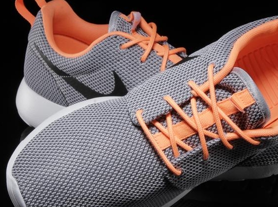 Nike Roshe Run - Wolf Grey - Black - Atomic Orange