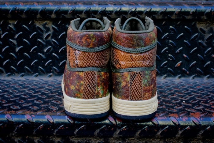 Packer Shoes Saucony Hangtime Hi Woodland Snake Retailers 04