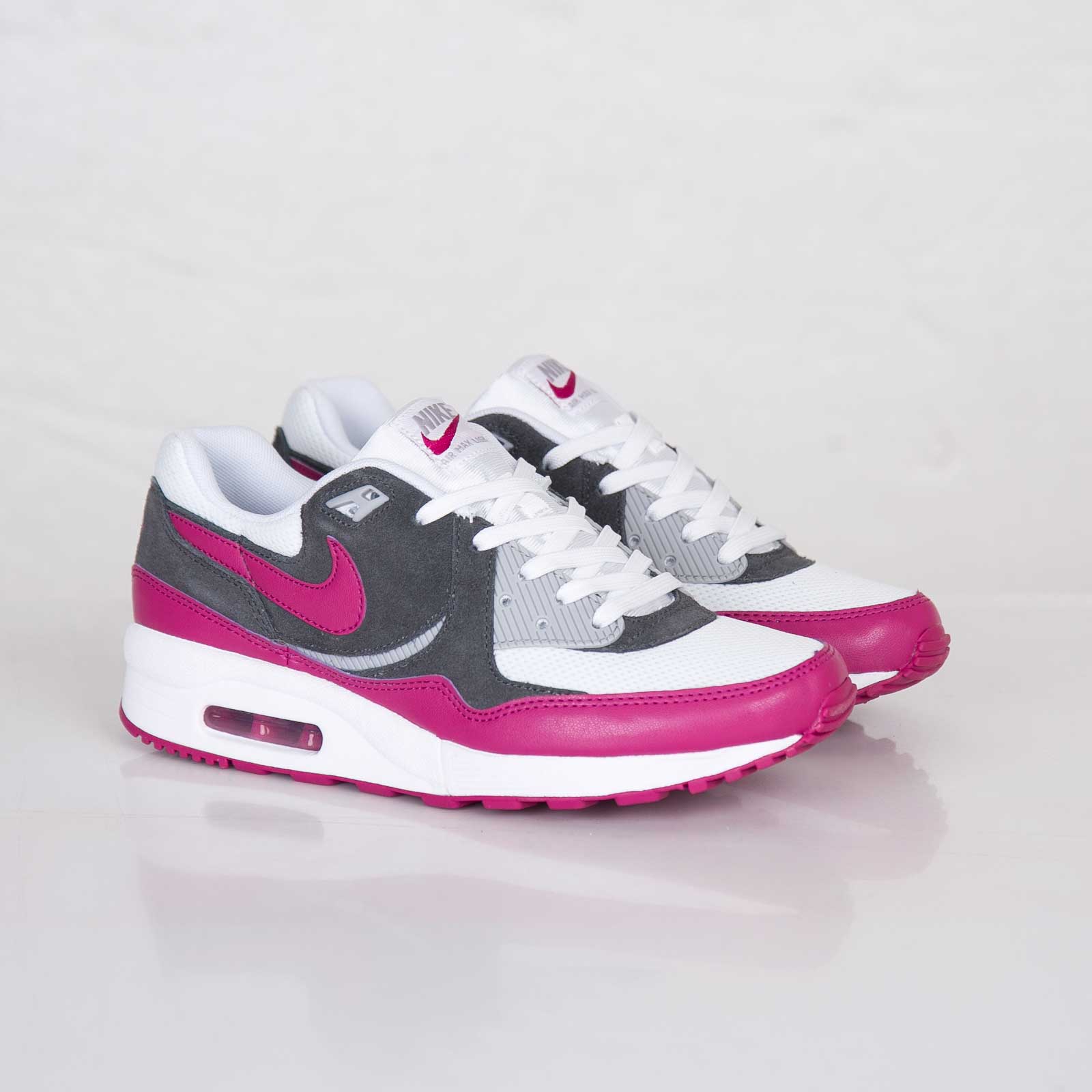 Nike Wmns Air Max Light Essential White Light Magenta Anthracite 01