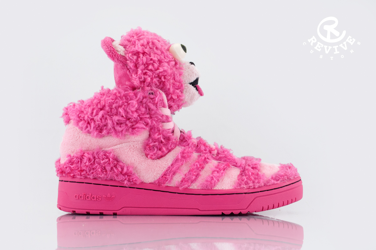 Adidas Js Bear Breaking Bad Customs 01