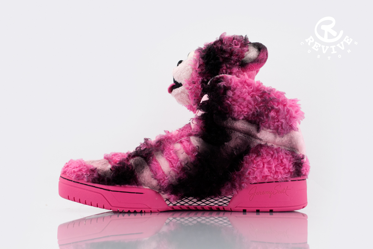 Adidas Js Bear Breaking Bad Customs 02