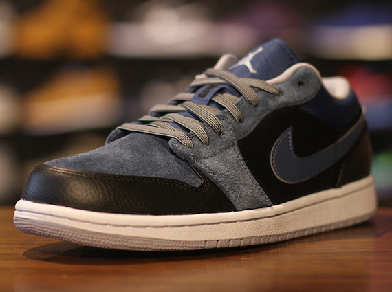 Air Jordan 1 Low Black Wolf Grey New Slate