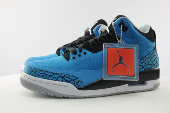 Air Jordan 3 Dark Powder Blue Available Early On Ebay 01
