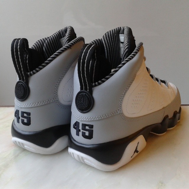 Air Jordan 9 Barons Baseball 02