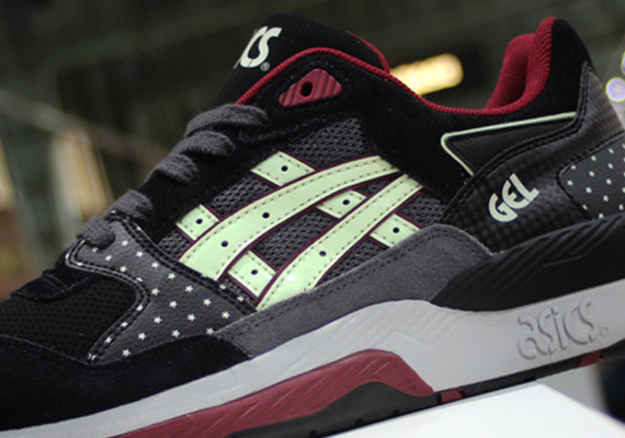 Asics Gel Glow In The Dark Pack1