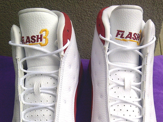 Air Jordan 13 - Dwyane Wade Heat PE