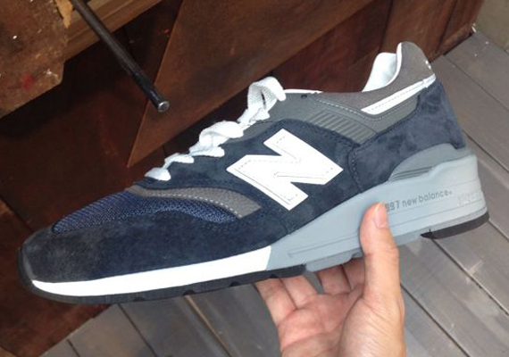 New Balance 997 - Navy - Grey