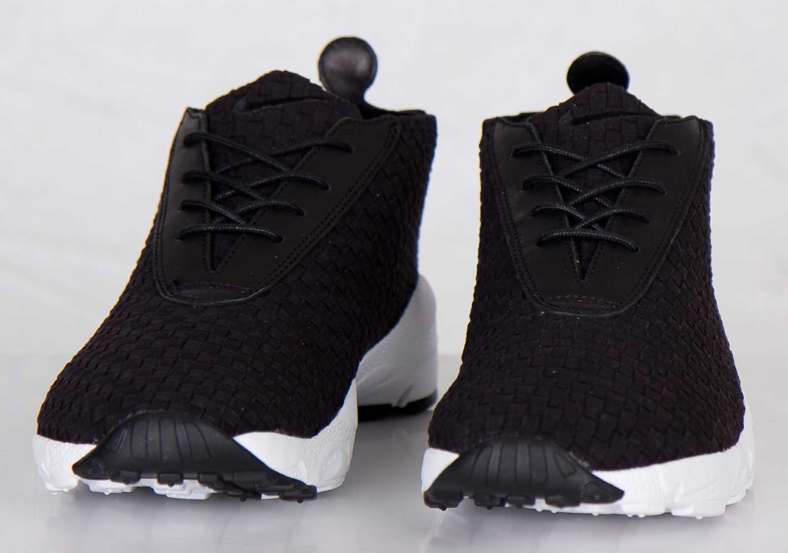 Nike Air Footscape Desert Chukka Woven Black 04