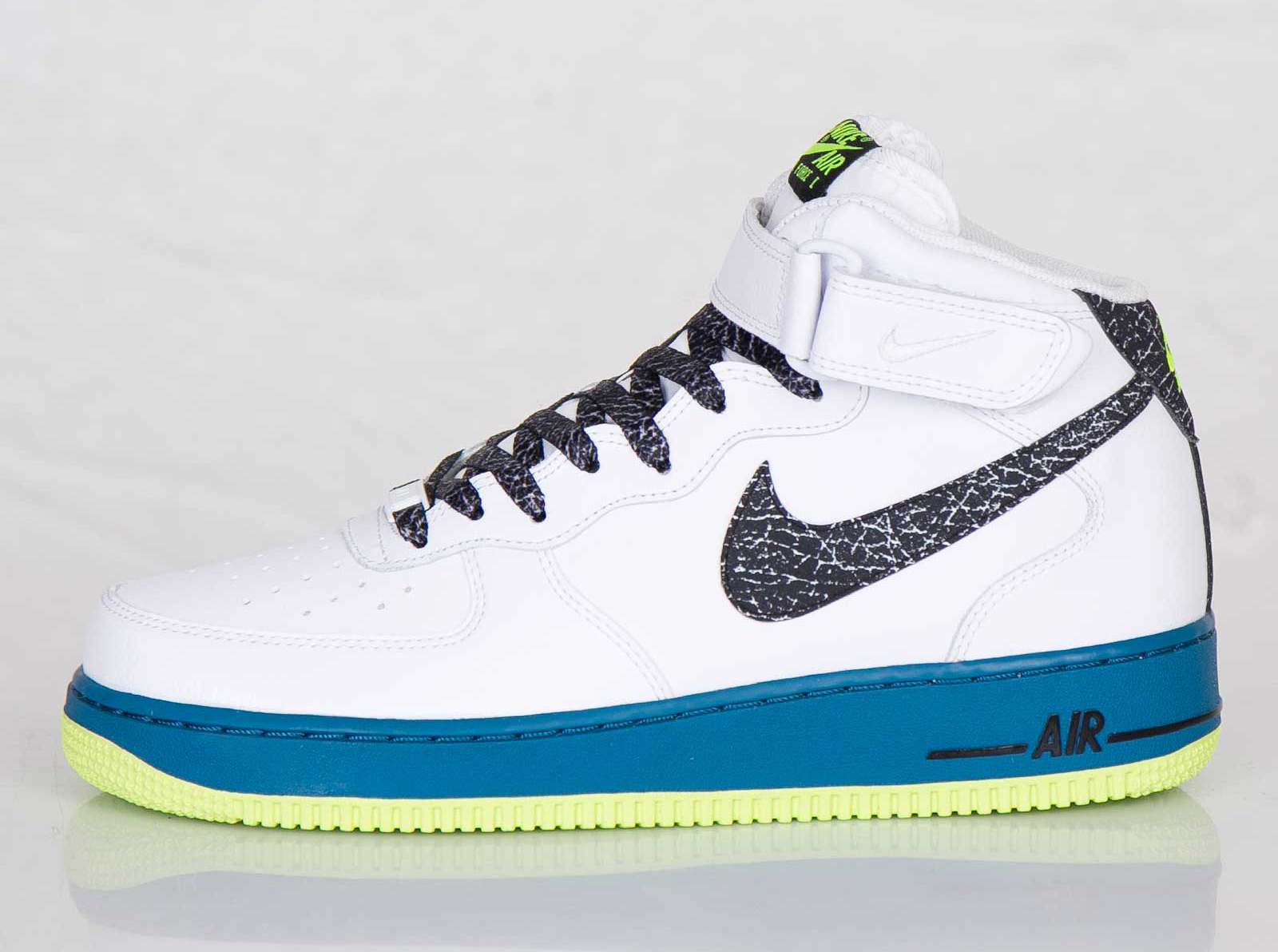 Nike Air Force 1 Mid 07 White Black Green Abyss 02