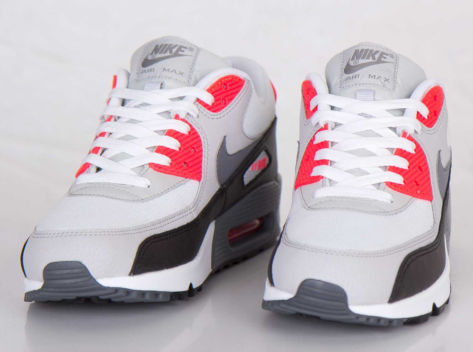 Nike Air Max 90 Essential White Grey Black Red 04