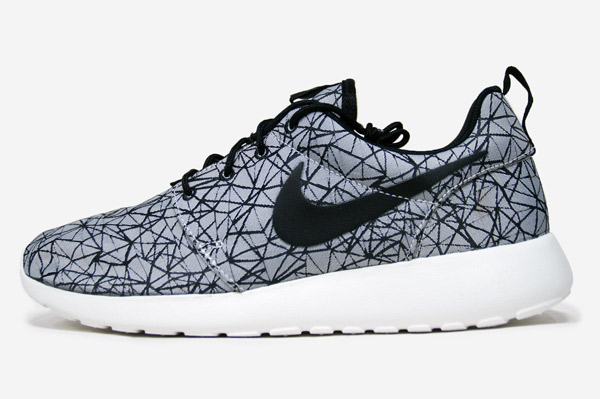 Nike Sportswear Geometric Pack 07