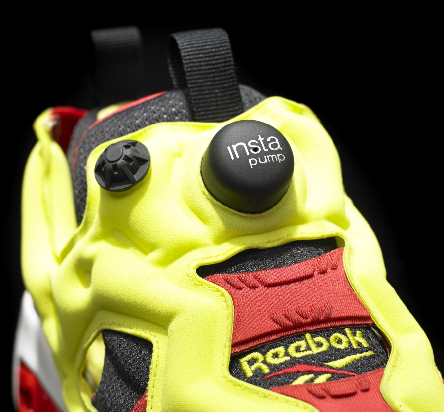 Reebok Insta Pump Fury Black Hypergreen Red 01
