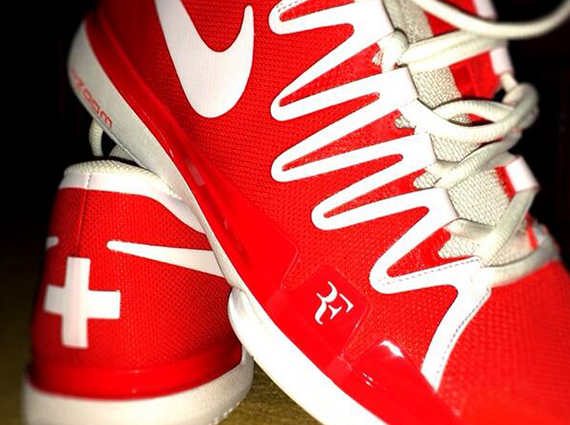 Roger Federer's Nike Zoom Vapor Tour 9 "Switzerland" PE