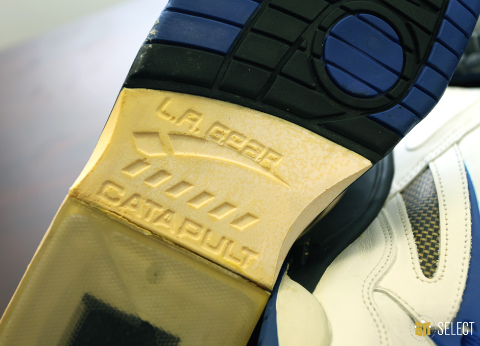 Sn Select Karl Malone La Gear Catapult 17