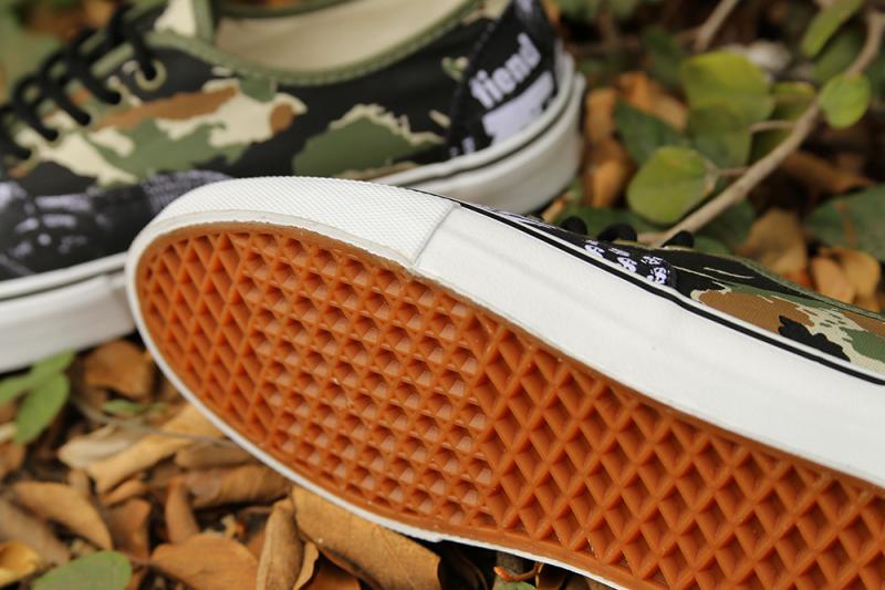 Weirdo Dave Vans Authentic China Girl 03