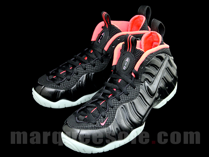 Yeezy Foams 04