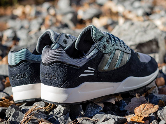 adidas Tech Super - Black - White Vapour - Running White