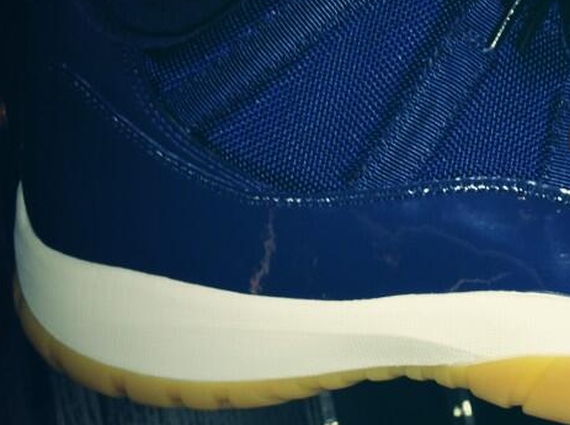 Air Jordan 11 Low - Navy - Gum