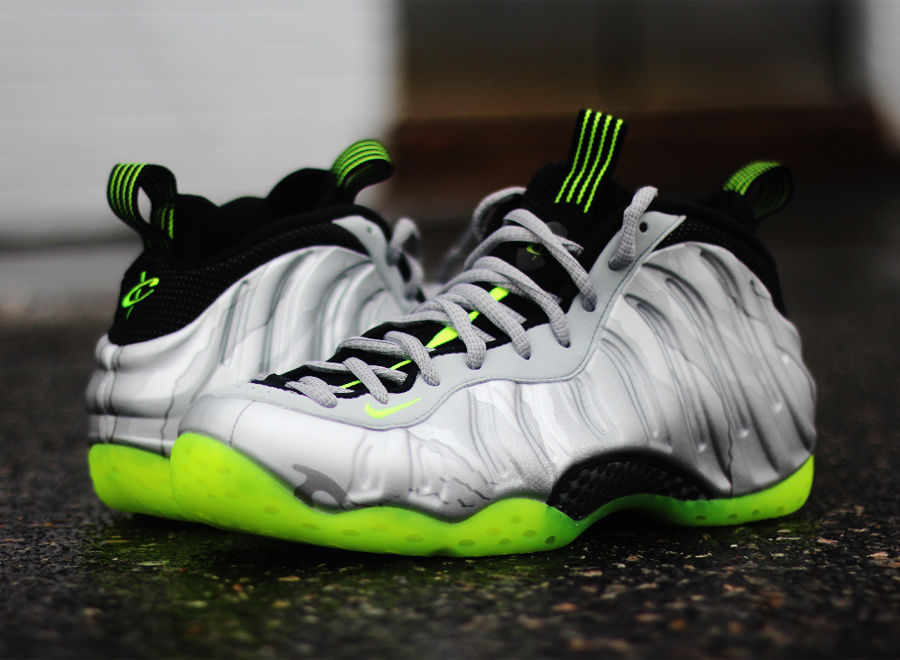 Foamposite Silver Volt March 1 2014 1