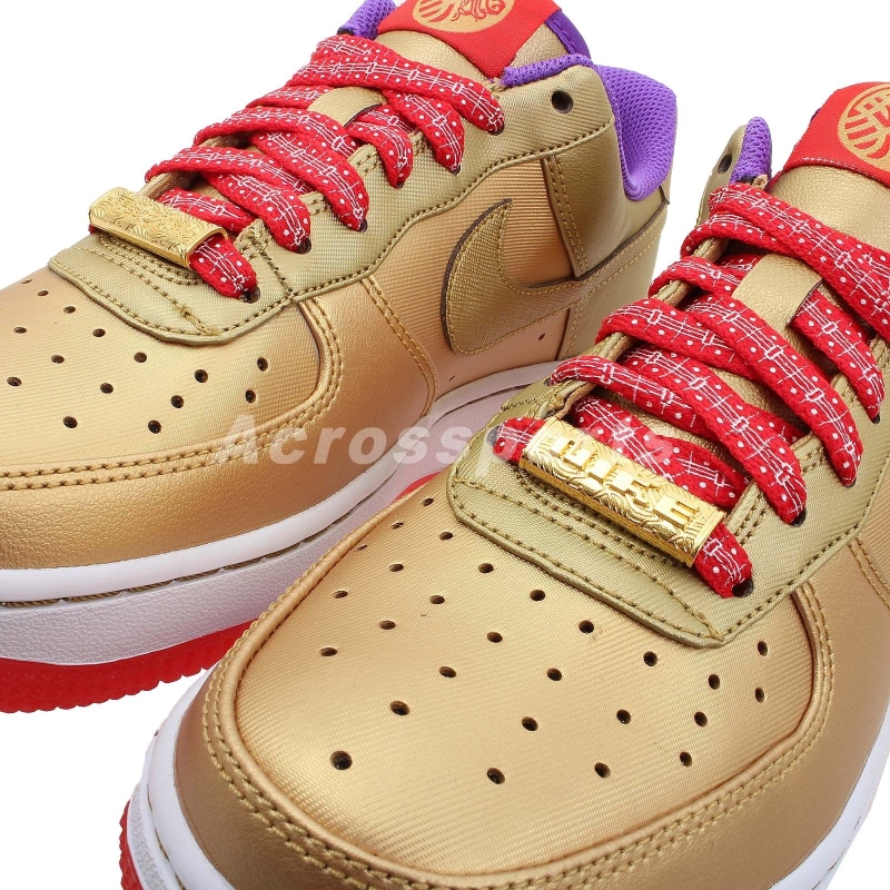 Nike Air Force 1 Low Year Horse 01