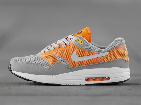 Nike Air Max 1 C2.0 - Wolf Grey - Pure Platinum - Kumquat - Atomic Mango
