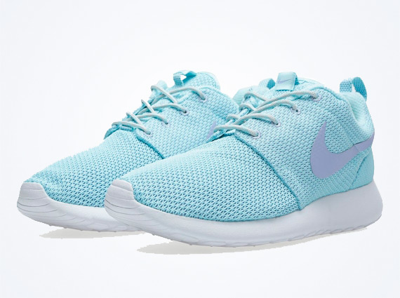 Nike Roshe Run - Glacier Ice - Purple Fade