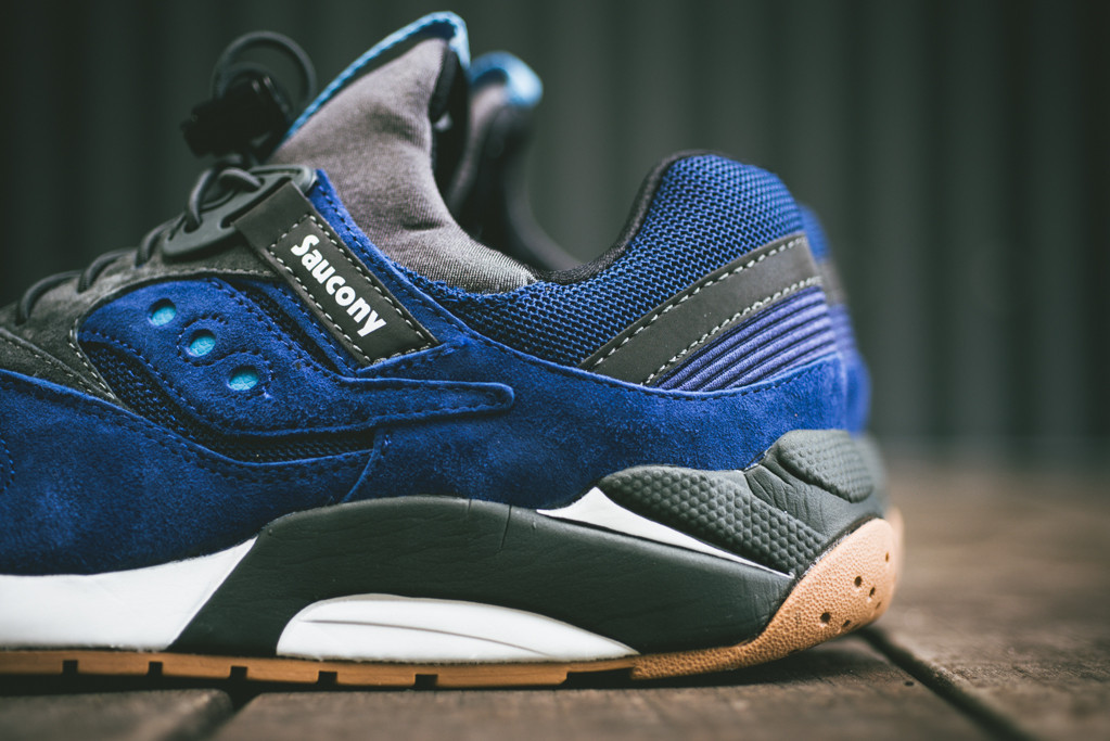 Saucony Grid 9000 Navy Black Gum 02